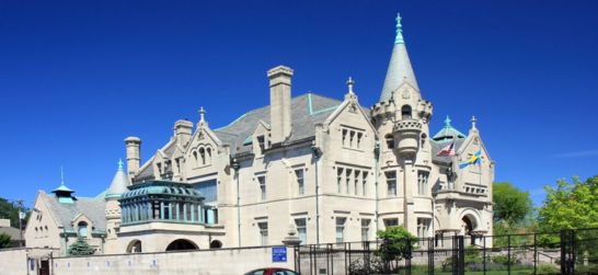 A view of the street and entrance of the American Swedish Institute in Minneapolis